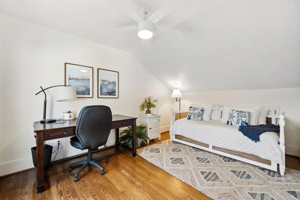 Photo of 3112 Rice Boulevard