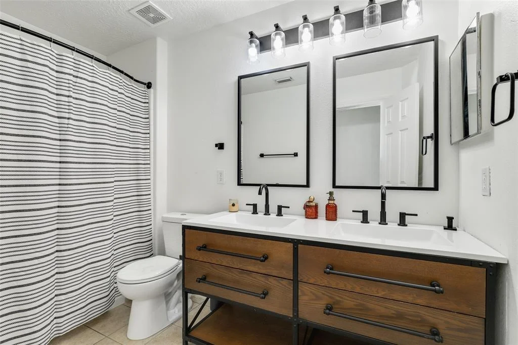 Photo of 26880 Calgary Pointe Drive
