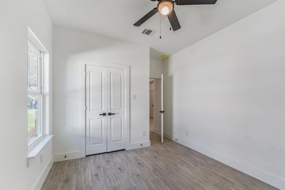 Photo of 10703 Hillside Drive