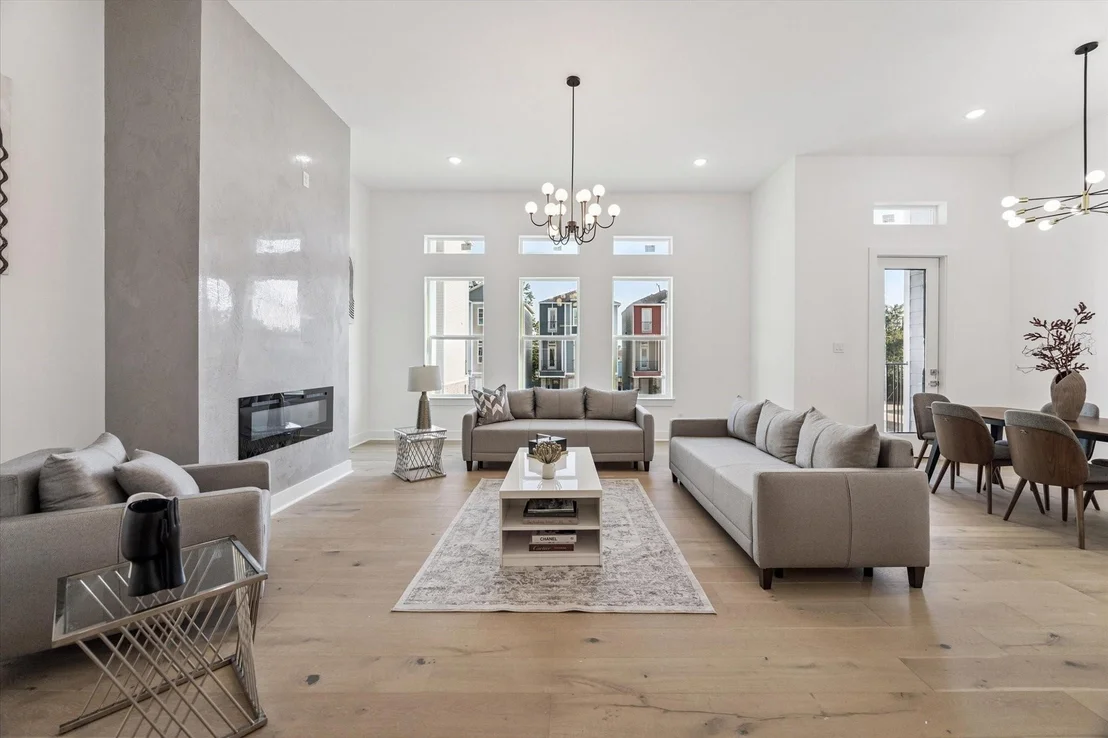 Photo of 2122 Oatfield Drive