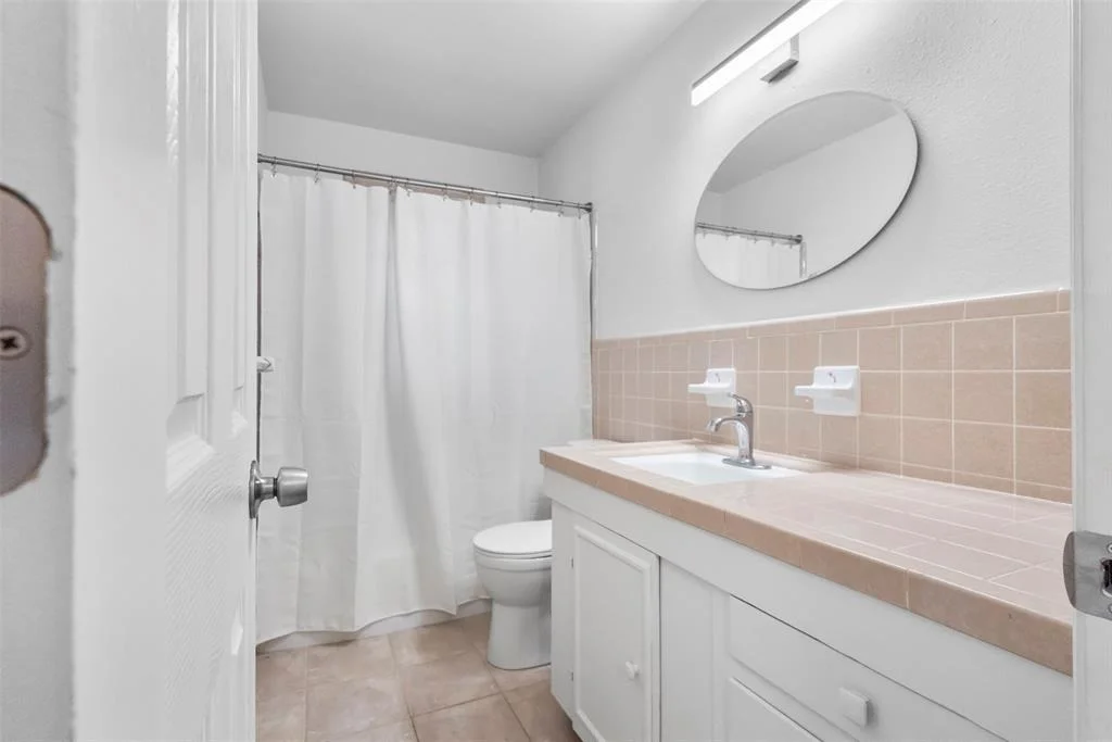 Photo of 4108 Pine Shadows Street