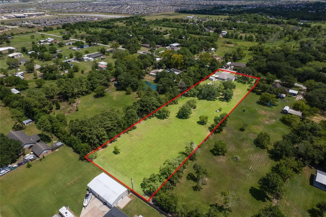 Photo of 3304 Bruce Hall Road