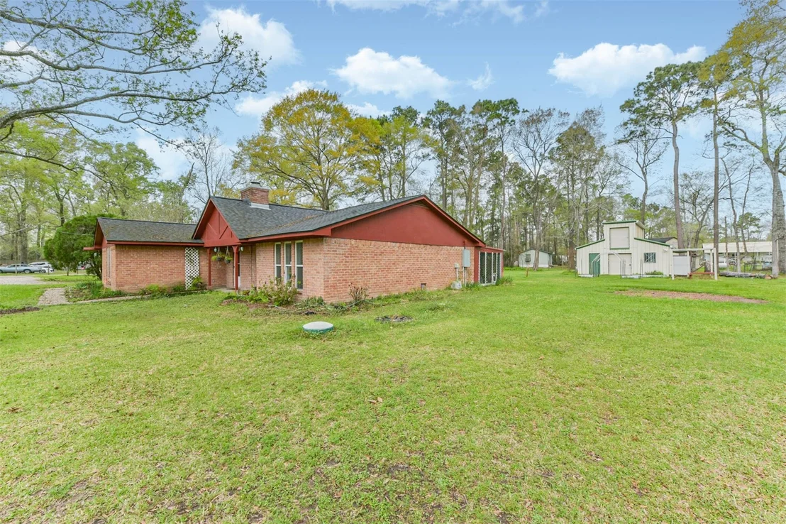 Photo of 17041 Live Oak Circle