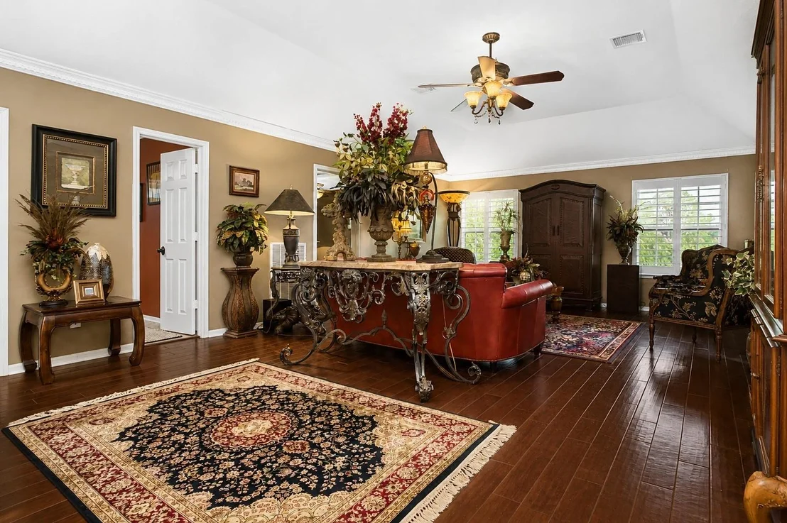 Photo of 22919 Heathercroft Drive