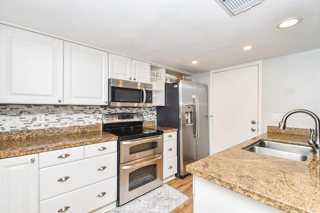 Photo of Unit 10 at 1908 Augusta Drive