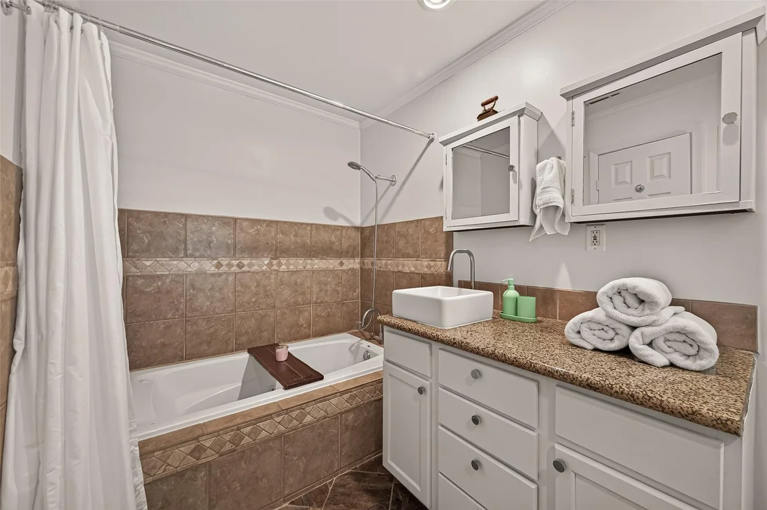 Photo of 4814 Omeara Drive
