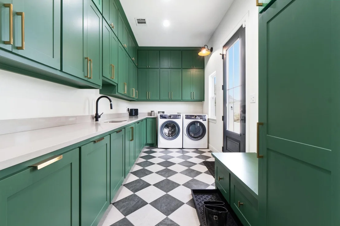 Photo of 255 Peninsula Drive