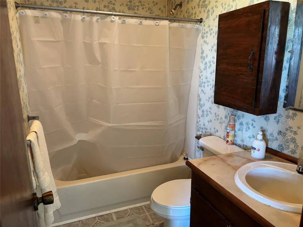 Photo of 17512 County Road 729