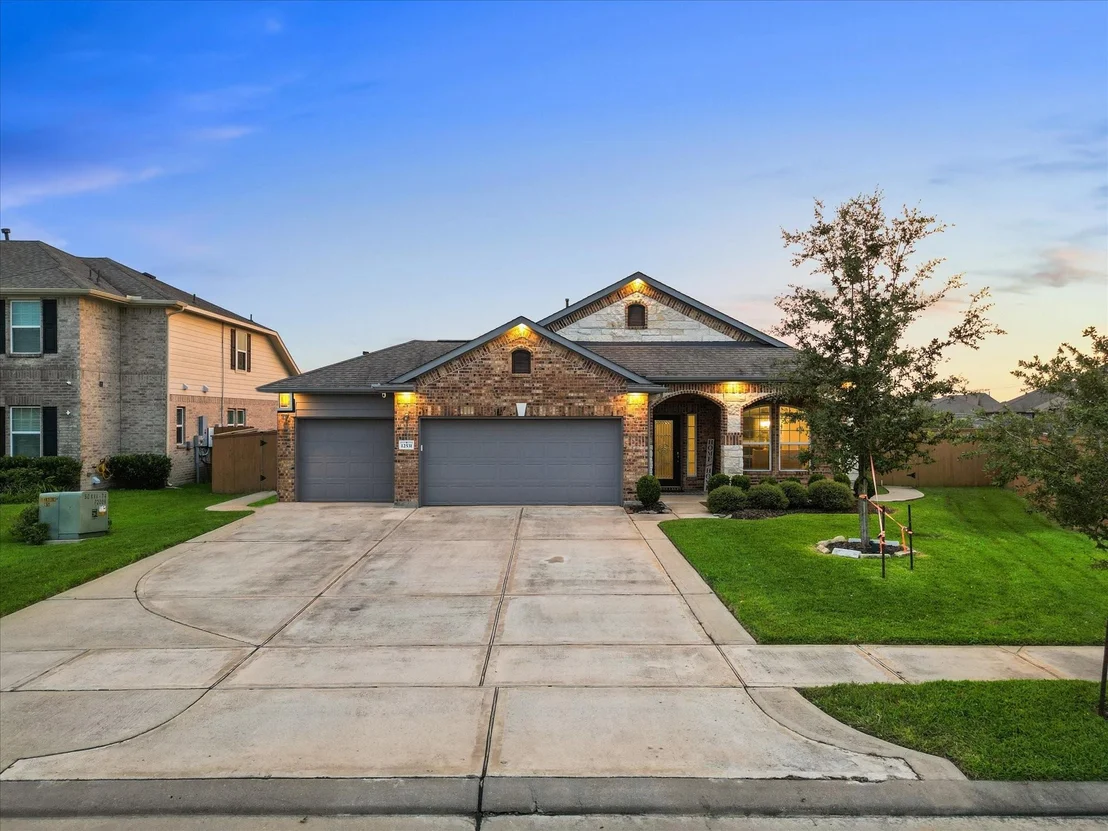 Photo of 12531 Jetty Cove Drive