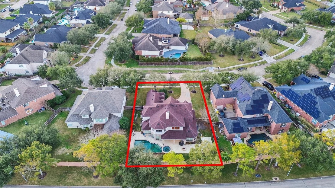 Photo of 2407 Beacon Pointe