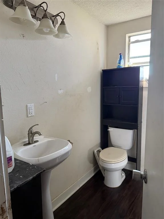 Photo of 1304 Wellington Avenue