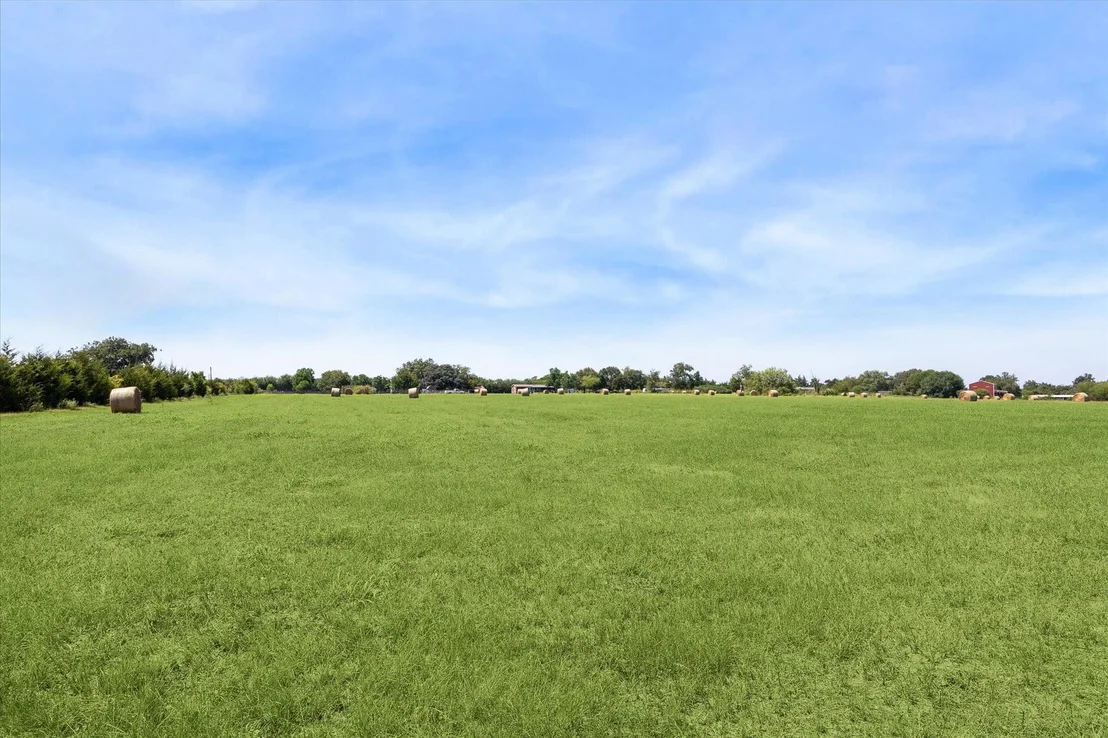 Photo of 38096 Klaus Ln