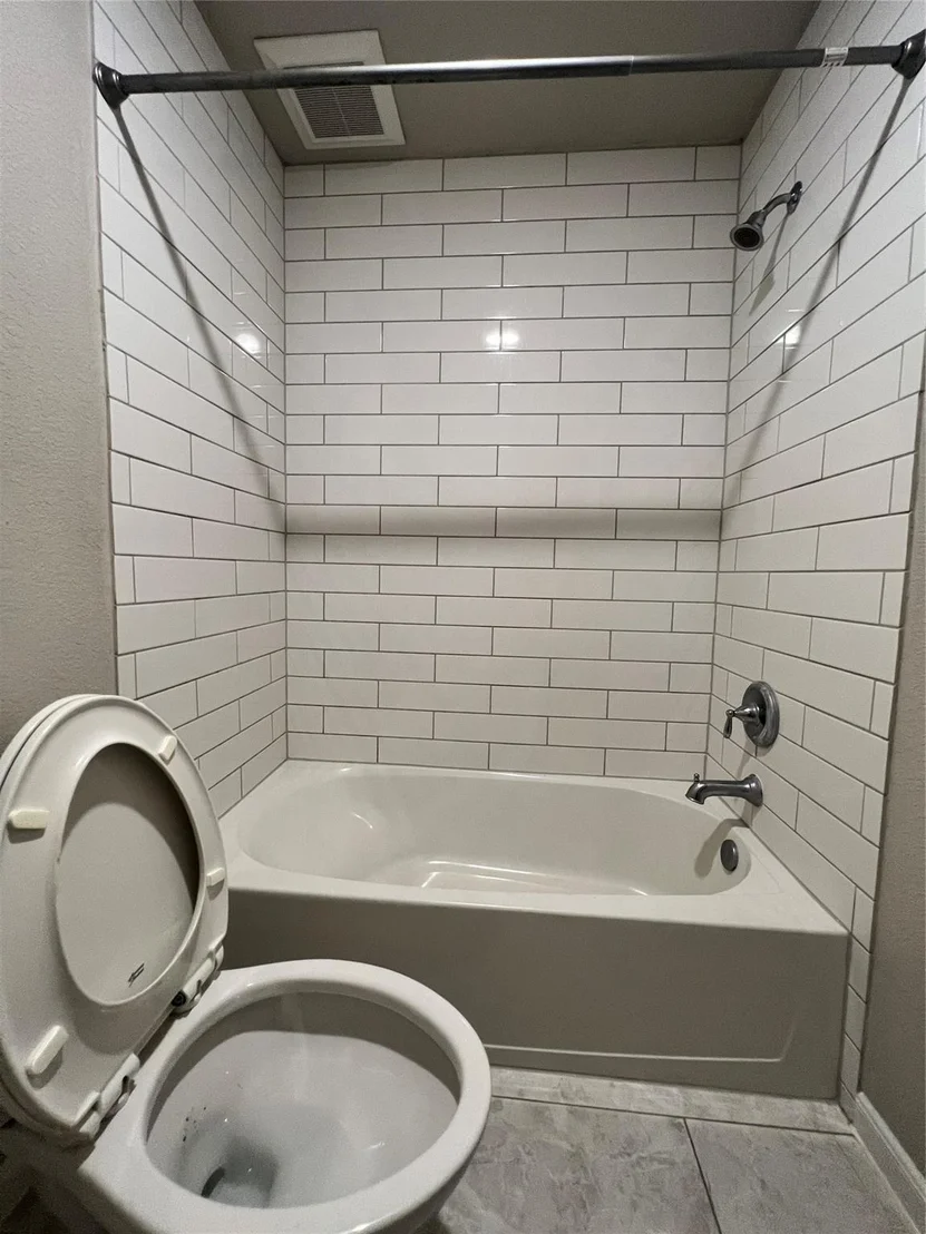 Photo of 203 Acorn Tree Court