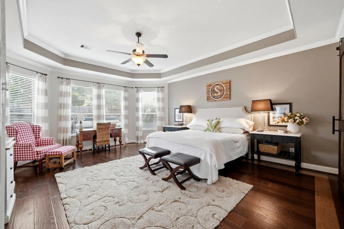 Photo of 25910 Northcrest Drive