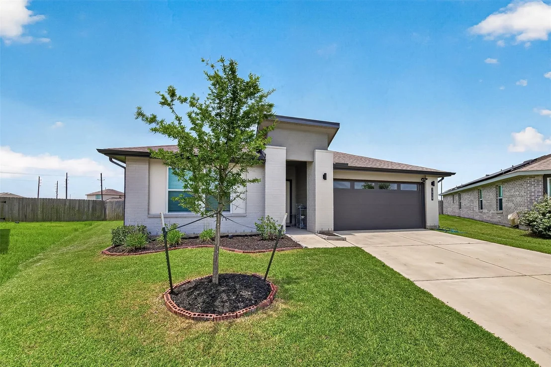 Photo of 7938 Brushwood Drive