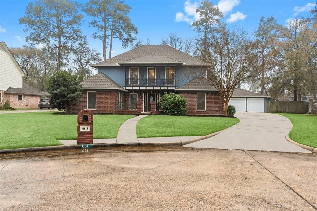 Photo of 6511 Hickorycrest Drive