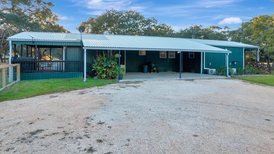 Photo of 413 Private Road 1051