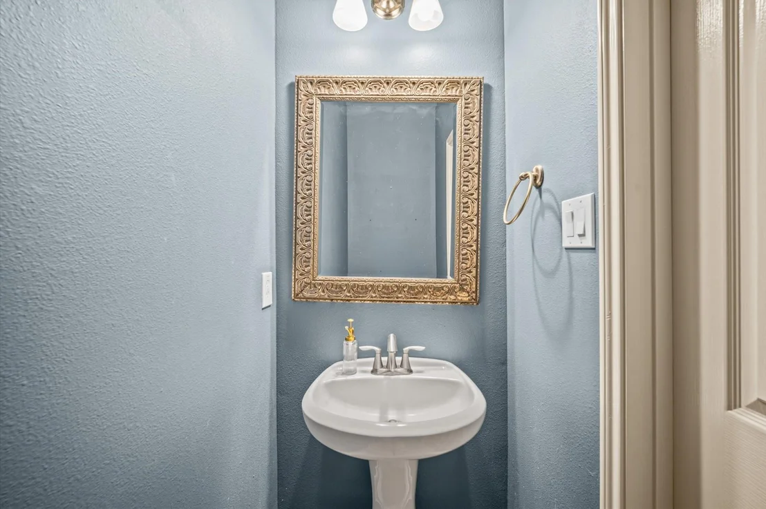 Photo of 21115 Knight Quest Drive