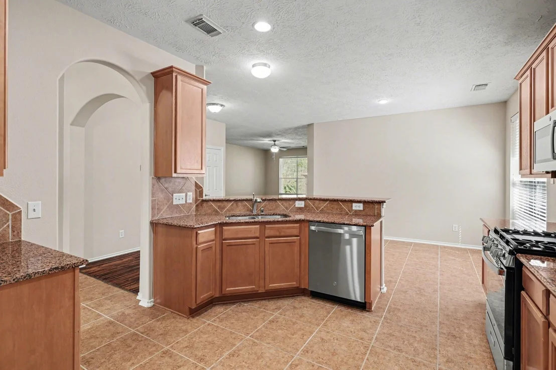 Photo of 25614 Saddlebrook Village Drive