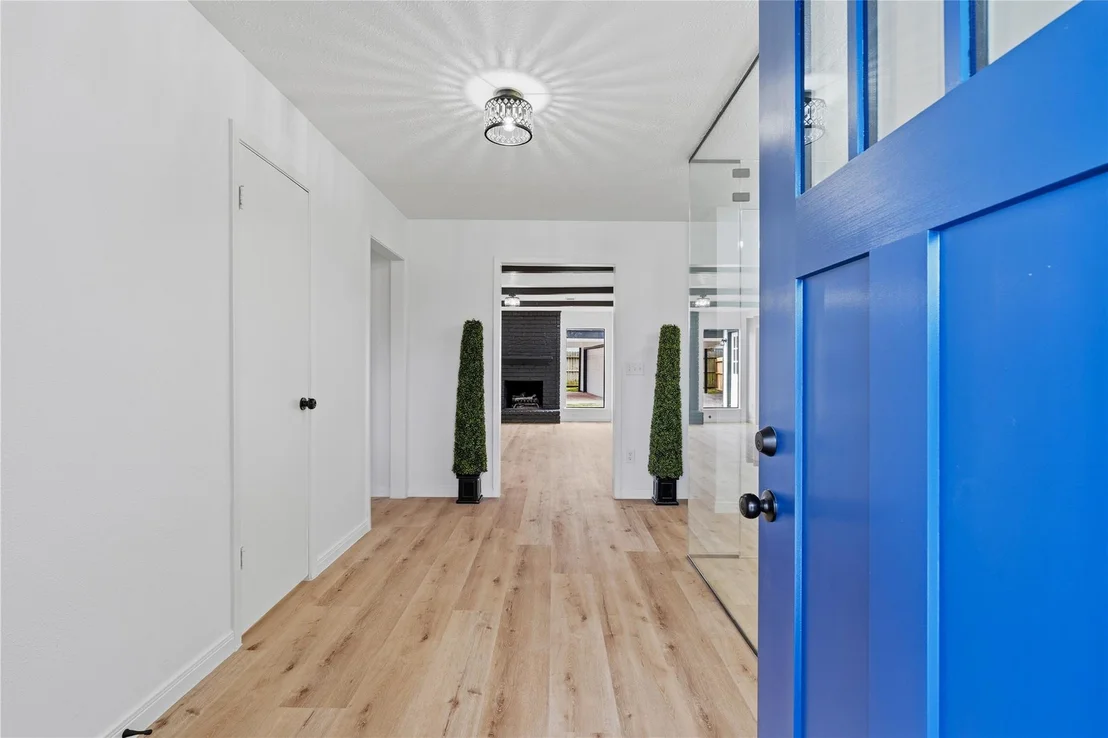 Photo of 8014 17th Green Drive