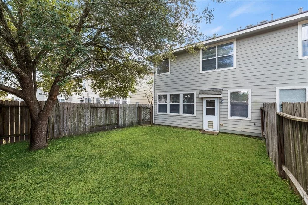 Photo of 5635 Stonecloud Lane