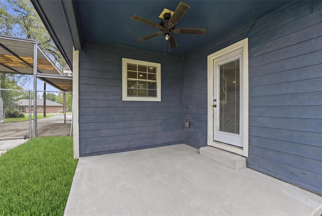 Photo of 2922 Pansy Street