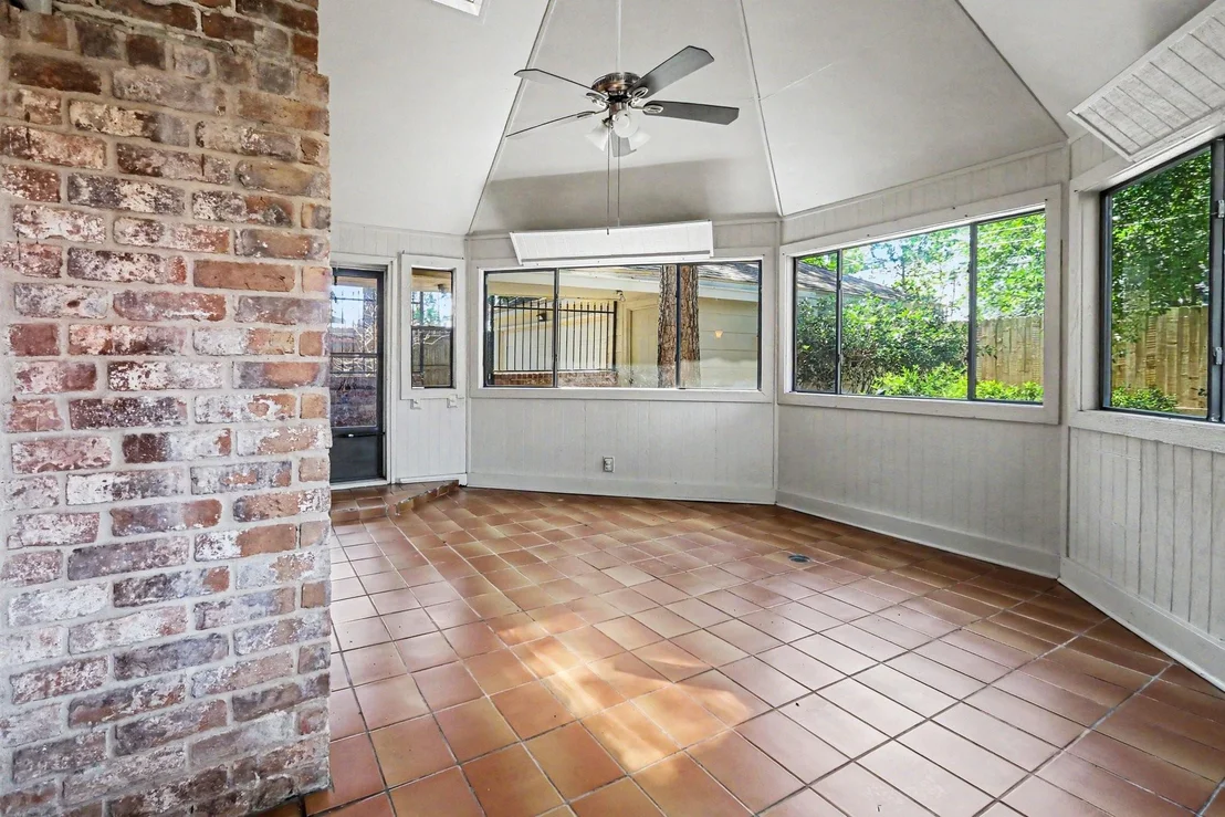 Photo of 5918 Pine Arbor Drive