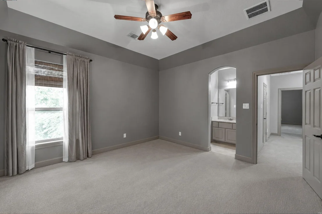 Photo of 90 Player Oaks Place