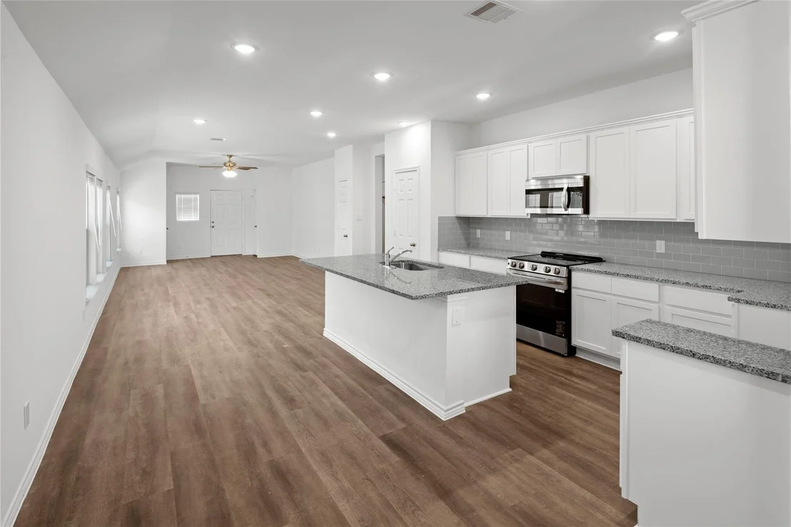 Photo of 502 Oak Chase Avenue