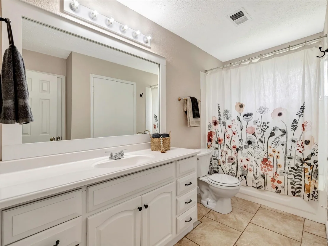 Photo of 5521 Winding Brook Drive