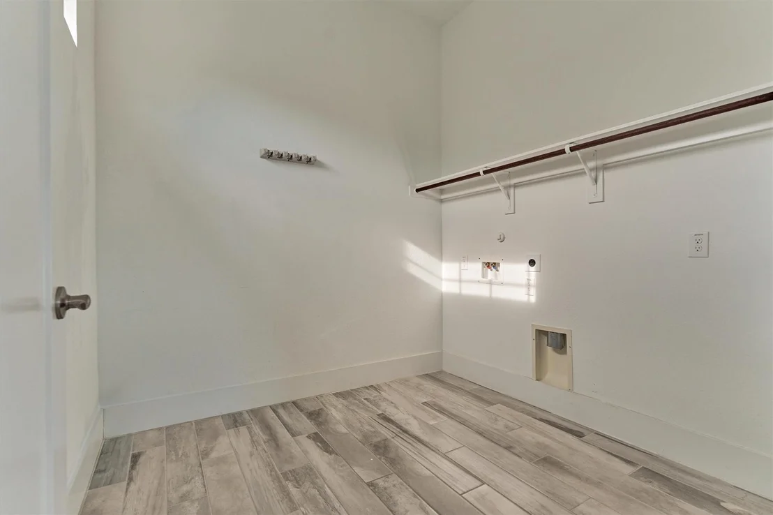 Photo of 2113 Solstice Boulevard
