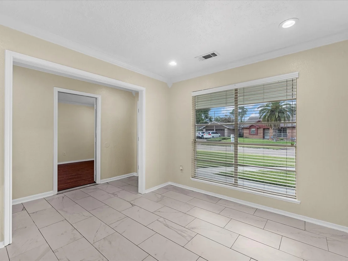 Photo of 13931 Roundstone Lane