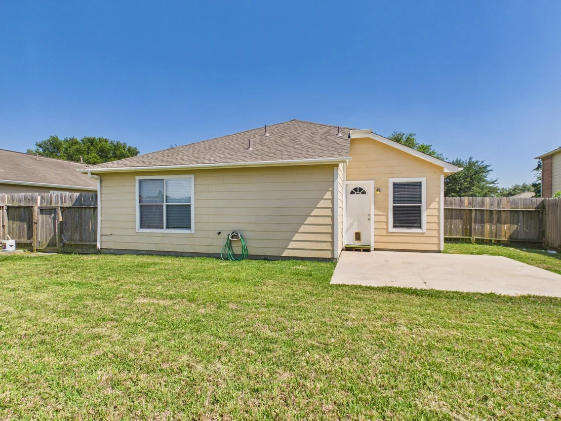 Photo of 9615 Adobe Rose Drive