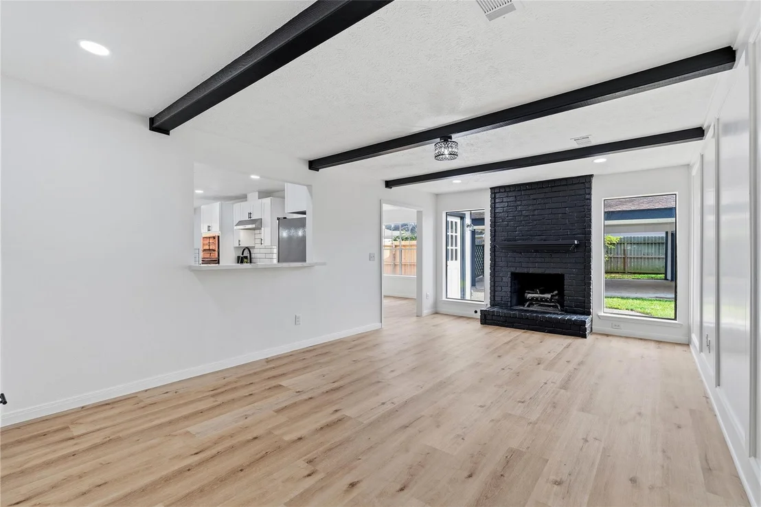 Photo of 8014 17th Green Drive