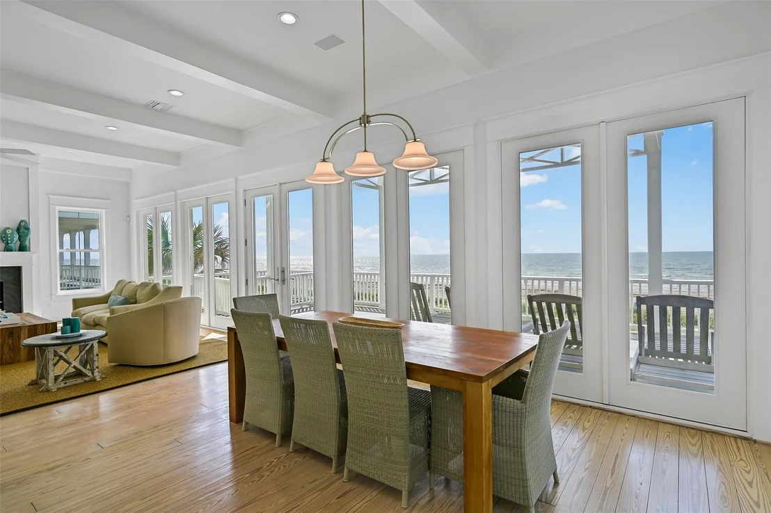 Photo of 11511 Beachside