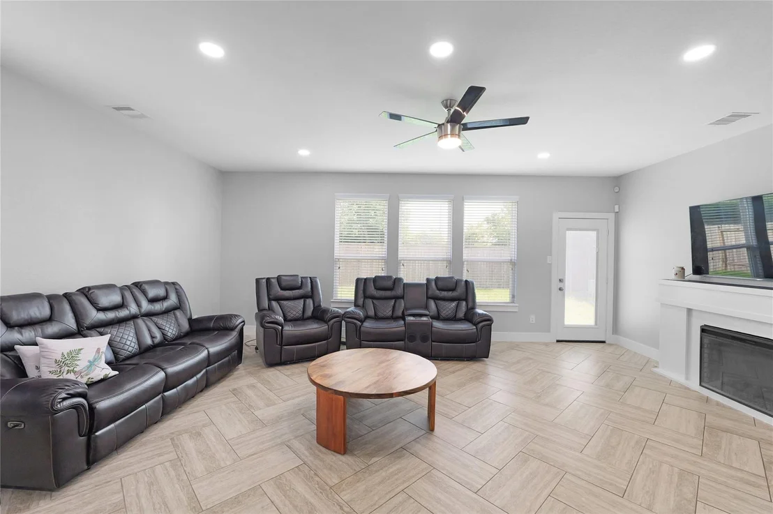 Photo of 14511 Painted Sands Trail