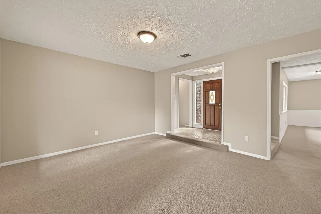 Photo of 4215 Long Grove Drive