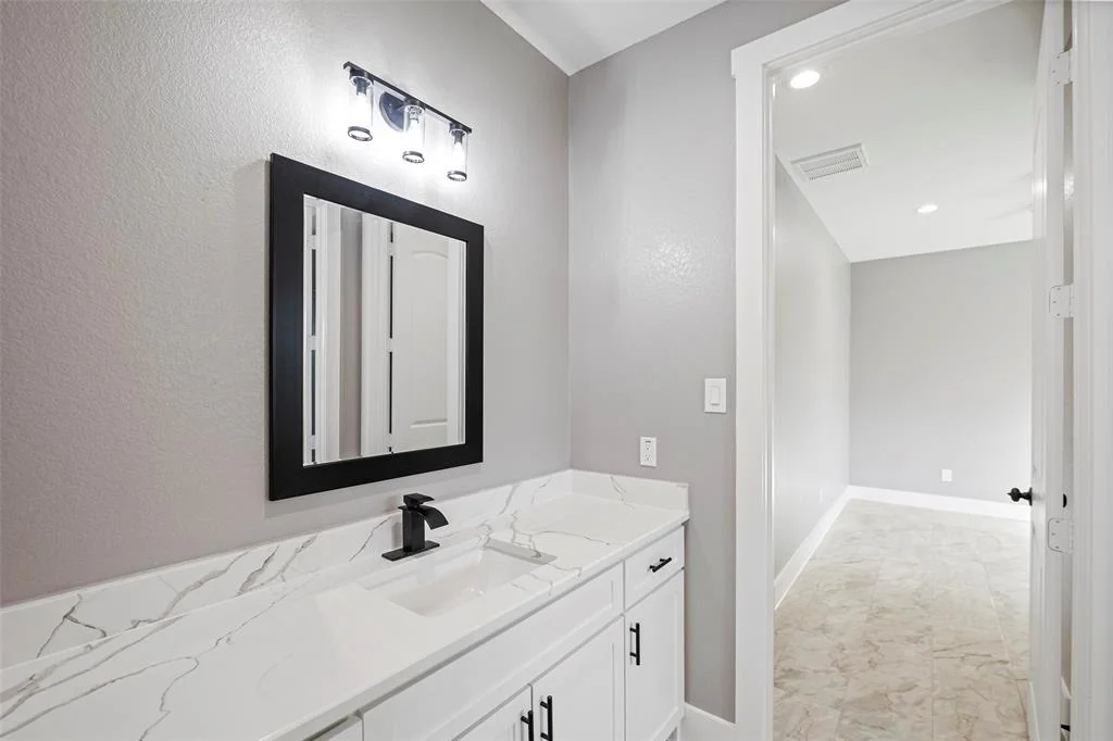 Photo of 2019 Surry Oaks Drive