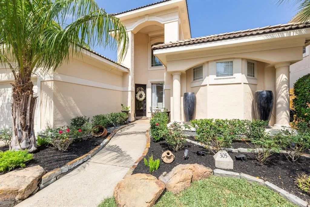Photo of 305 Harborside Circle