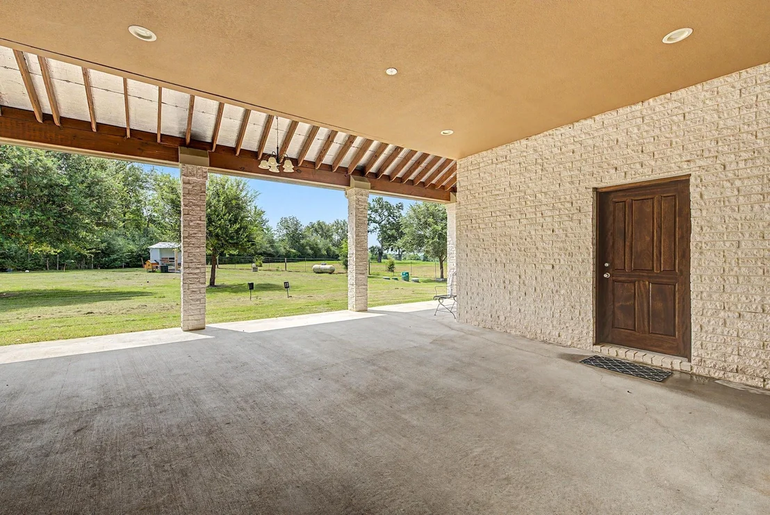 Photo of 39595 Bosque Road