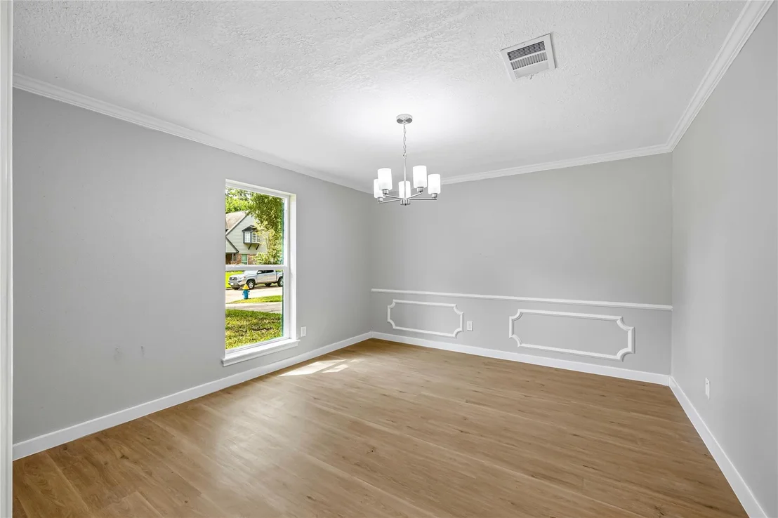 Photo of 5914 Havenwoods Drive