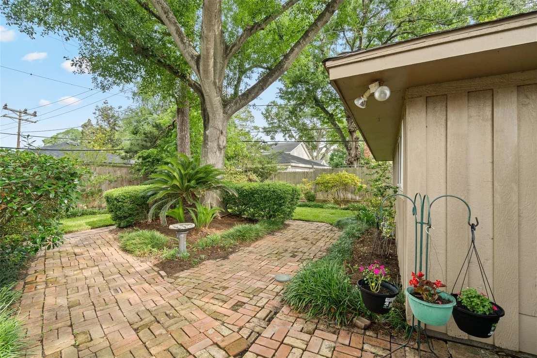 Photo of 531 Briar Path Drive