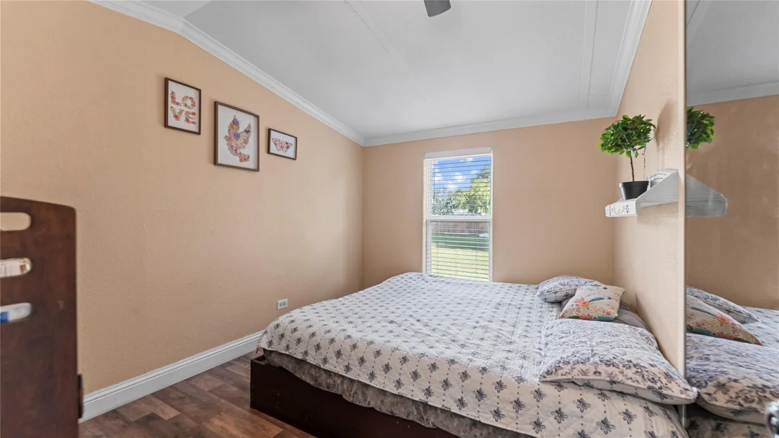 Photo of 22202 Maplewood Drive