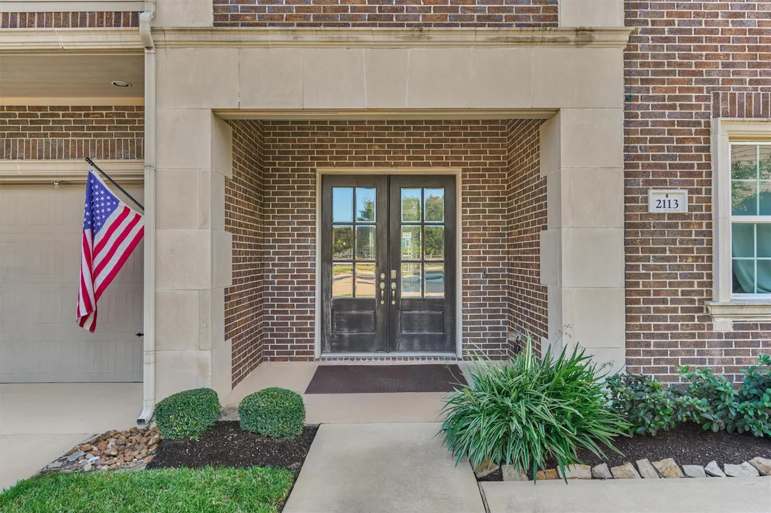 Photo of 2113 Solstice Boulevard