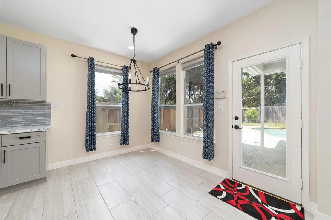 Photo of 6207 Suncrest Court