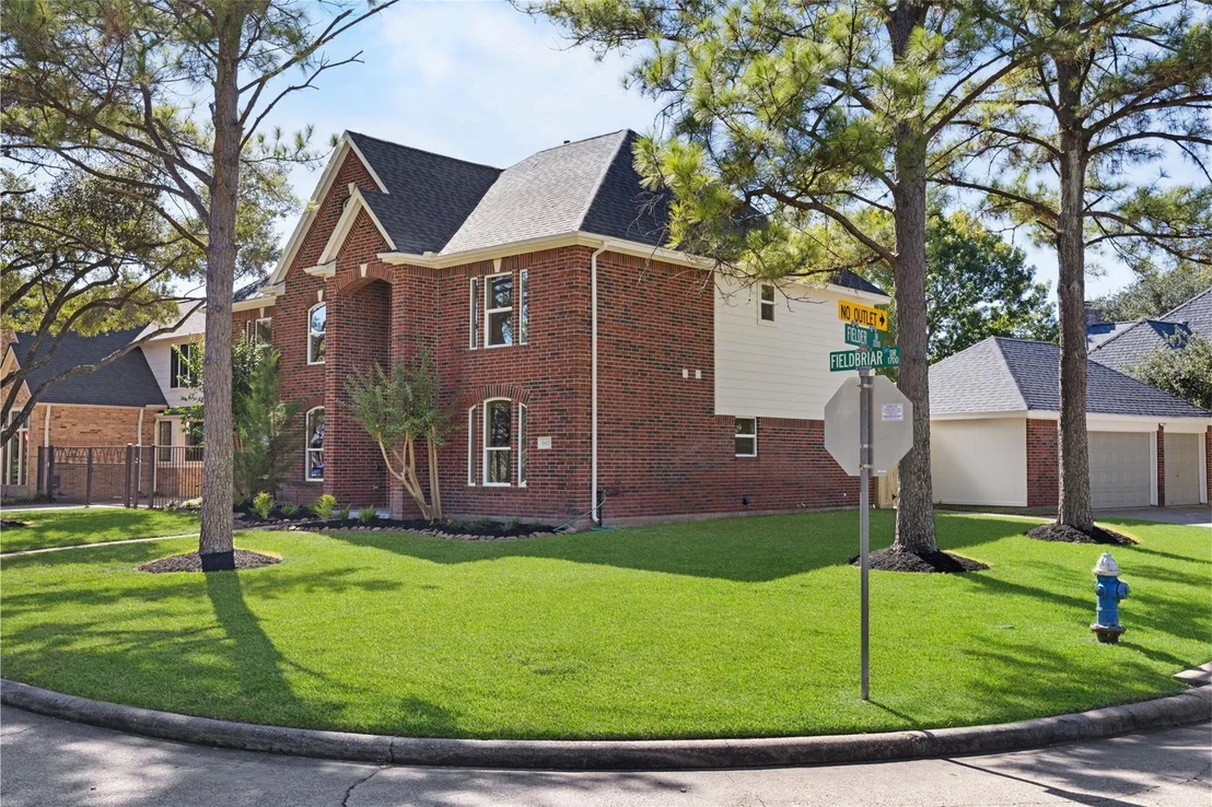 Photo of 1802 Field Briar Drive