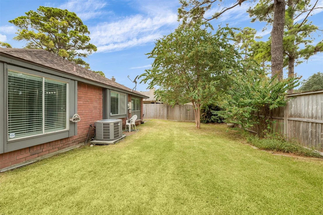 Photo of 16334 Chimneystone Drive