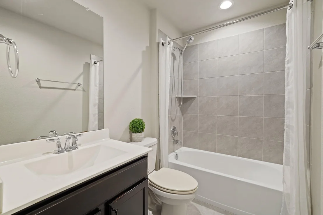 Photo of 21047 Warrender Terrace Lane