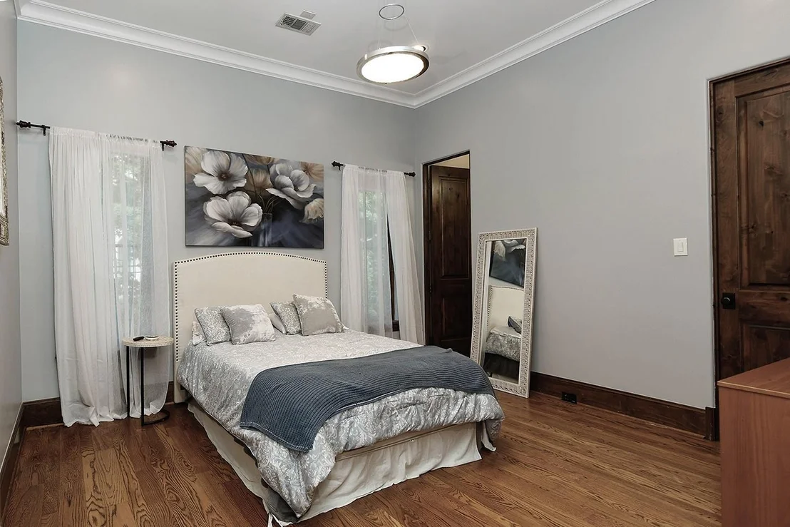 Photo of 83 S Palmiera Circle