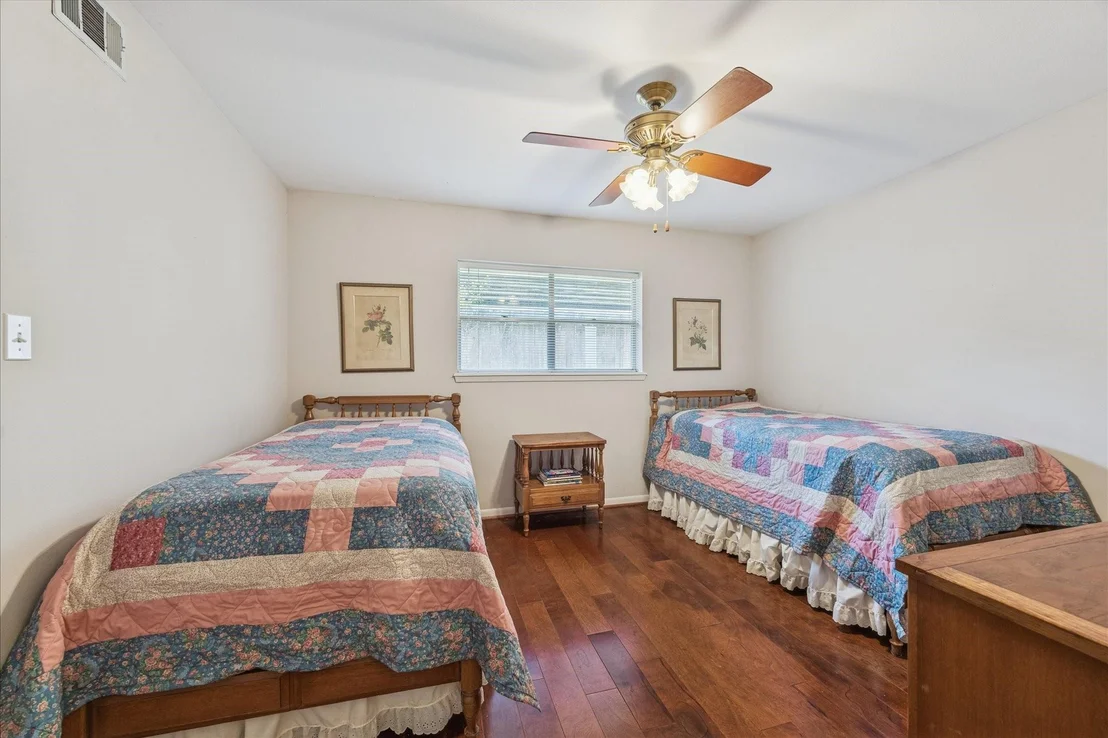 Photo of 10002 Cedar Creek Drive